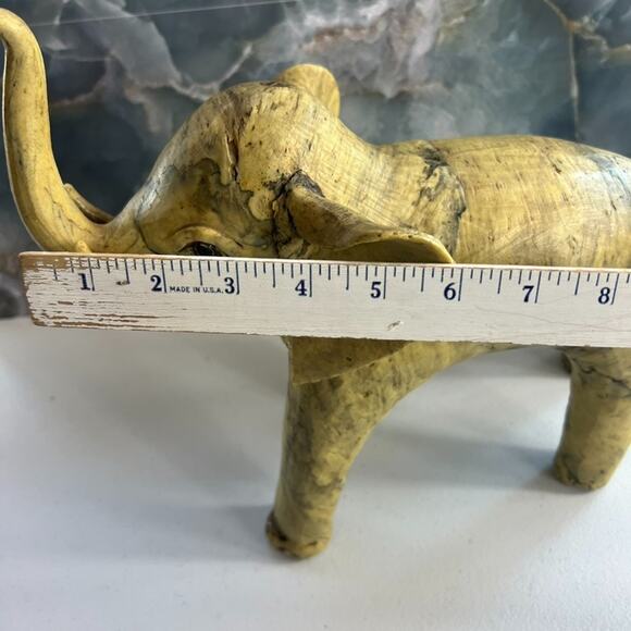 Vintage Crushed Oyster Shell Elephant Figurine 11"x 13" - Picture 10 of 15